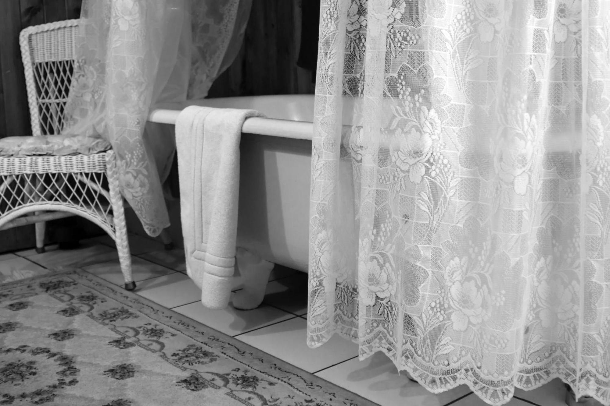 Pansy'S Parlor Bed & Breakfast โกลเดน ภายนอก รูปภาพ